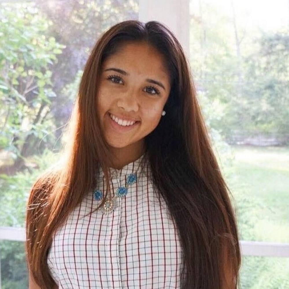 Meet your Posher, Gina